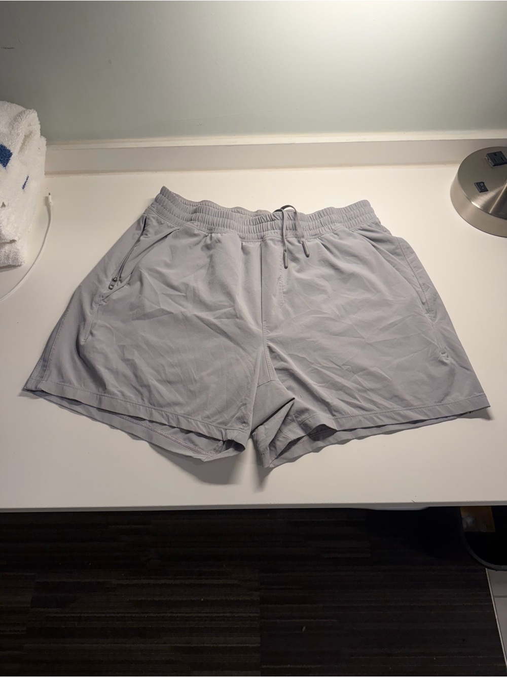 Lululemon Pace Breaker Unlined 5in (Large)